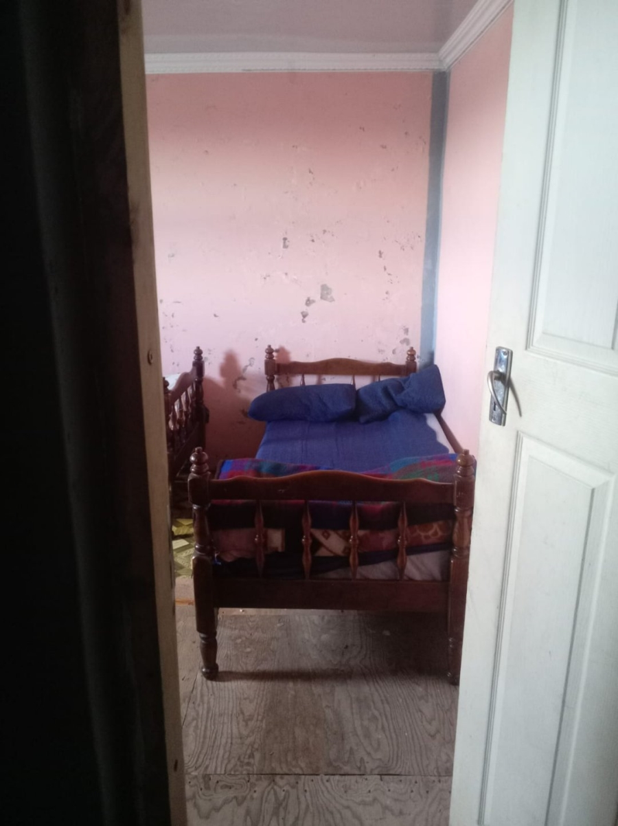 5 Bedroom Property for Sale in Scenery Park Eastern Cape